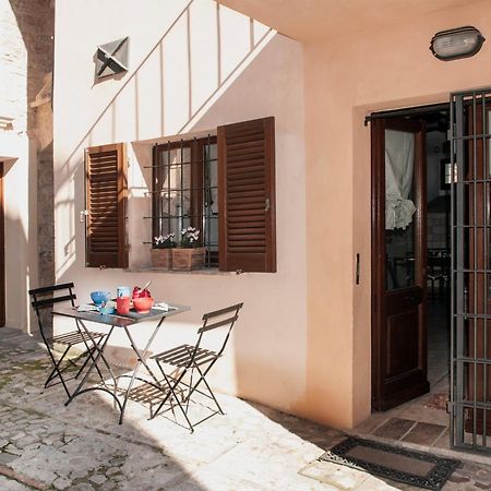 Appartamenti San Francesco スペッロ エクステリア 写真