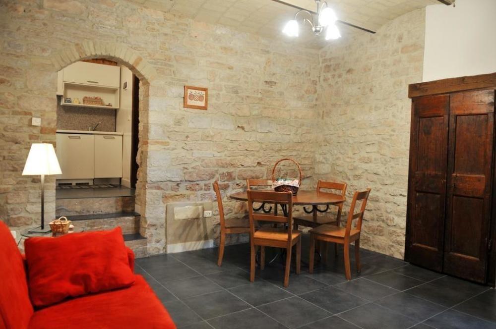 Appartamenti San Francesco スペッロ エクステリア 写真