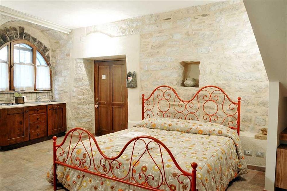 Appartamenti San Francesco スペッロ エクステリア 写真